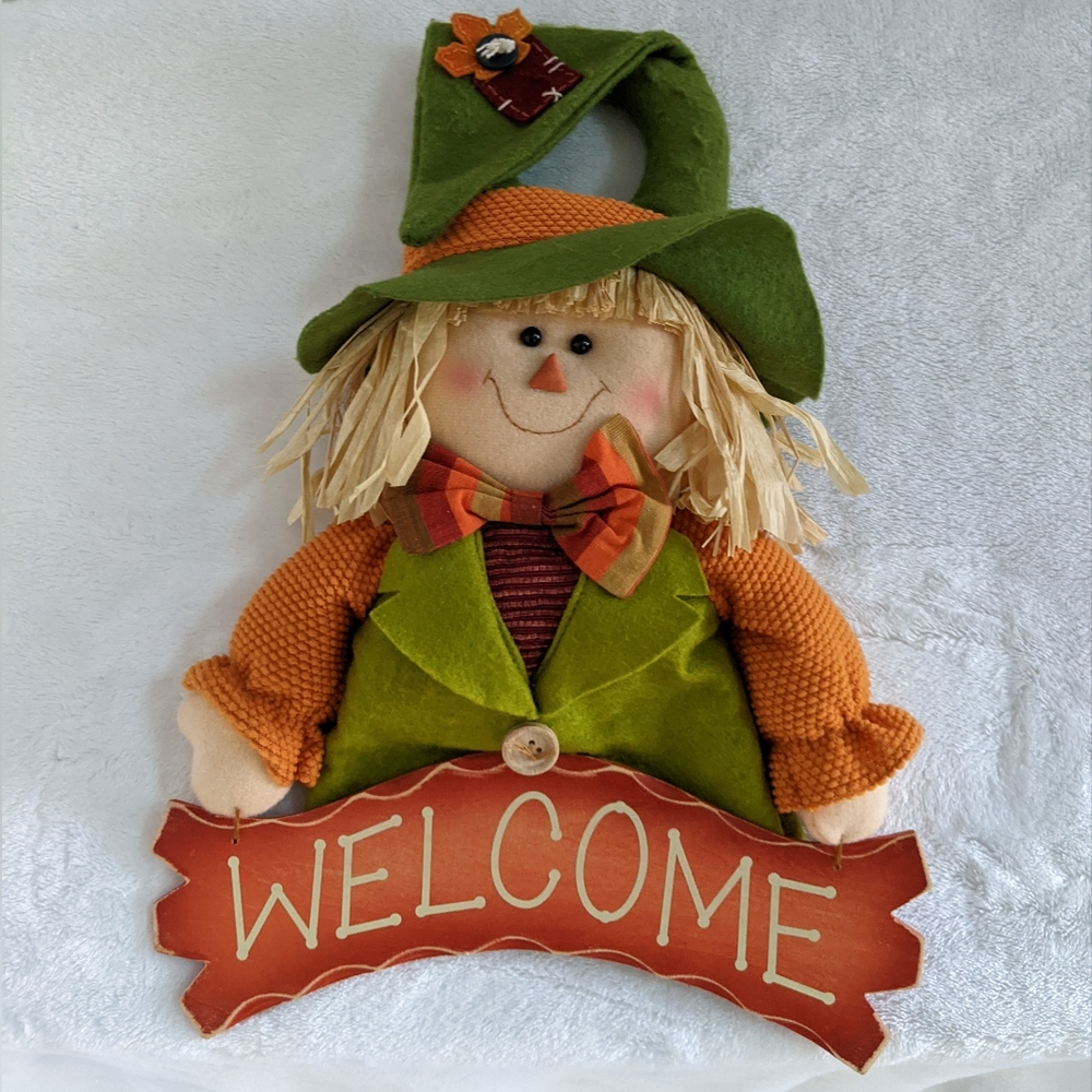 Scarecrow Doorknob Hanger